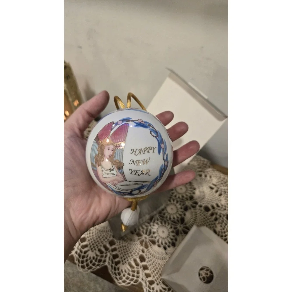 Lladro Angelic Wishes Ball Ornament Happy New Year Porcelain Spain w/ Box Rare